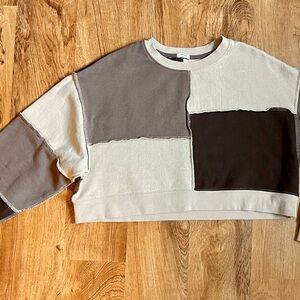 Garage Three-Tone Brown and Cream Cropped Crewneck. Women’s S